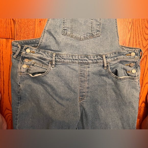 Levi's overalls - Picture 3 of 5